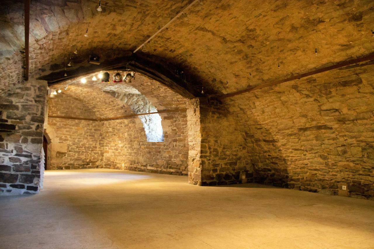 Chateau De Latour Sur Sorgue Marnhagues-et-Latour Zewnętrze zdjęcie
